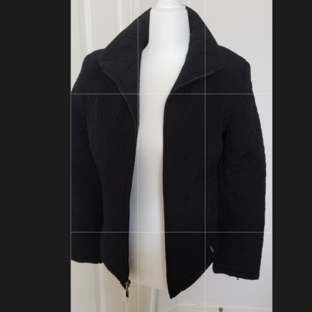 Women quilt coat jacket Black like new